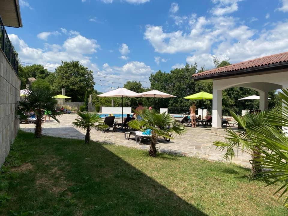 Вила Белисима, Villa Bellissima Bryastovo  Exteriör bild